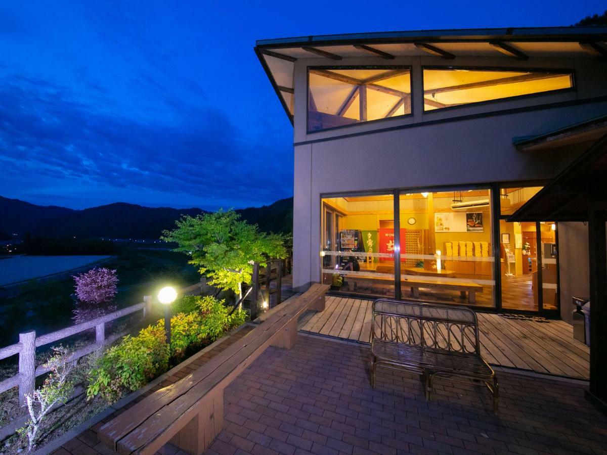 Iwakuni Kokusai Kanko Hotel Exteriör bild